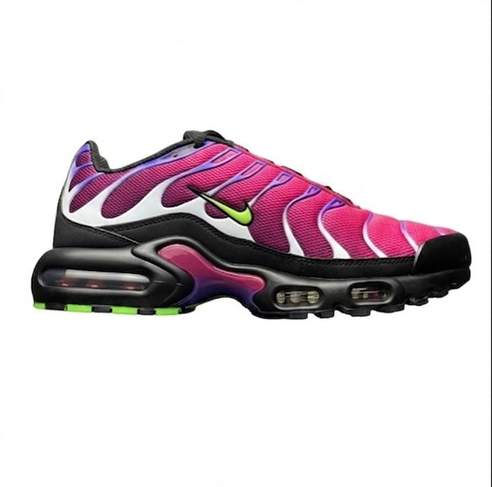 Nike Air Max Plus Rebellious Air Fireberry